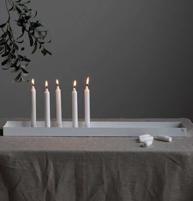 Foto av elegant ljusstake med magnetiska ljushållare