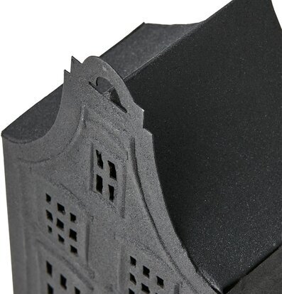 Bild av stilfull ljuslykta med modern design och detaljer