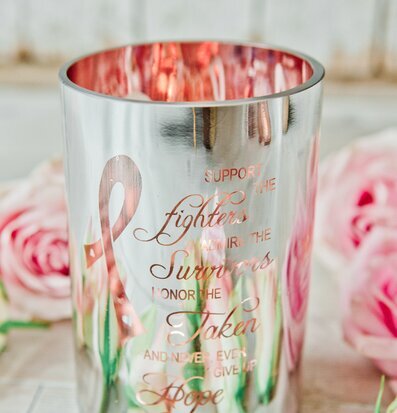 Pink Ribbon - Majas Cottage ljushållare med rosa band