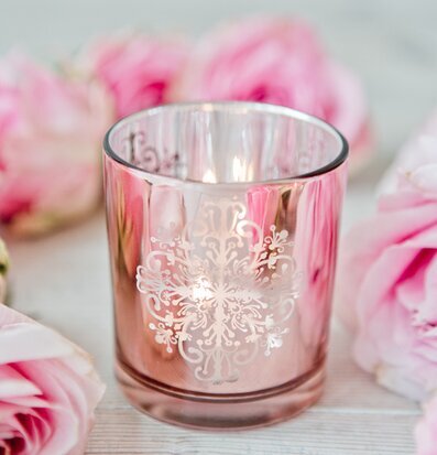 Dante Rosé - Majas Cottage ljuslykta med rosa rosor