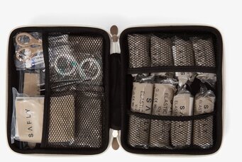 Bild av stilfull och organiserad första hjälpen-låda