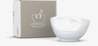 Foto av elegant porslinsskål med unik ansiktsdesign