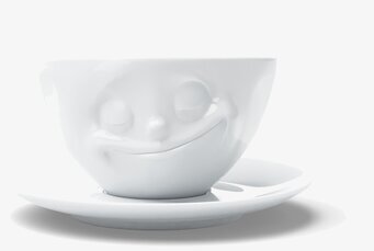 Bild av unik kaffekopp med fat - lekfull och stilren design