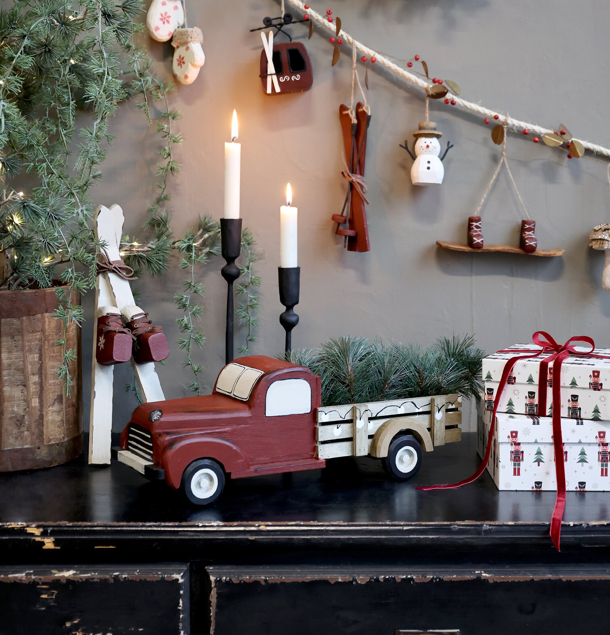 Bil Vintage Med Julgran Chic Antique Övrig prydnad/dekoration för inredning innemiljö