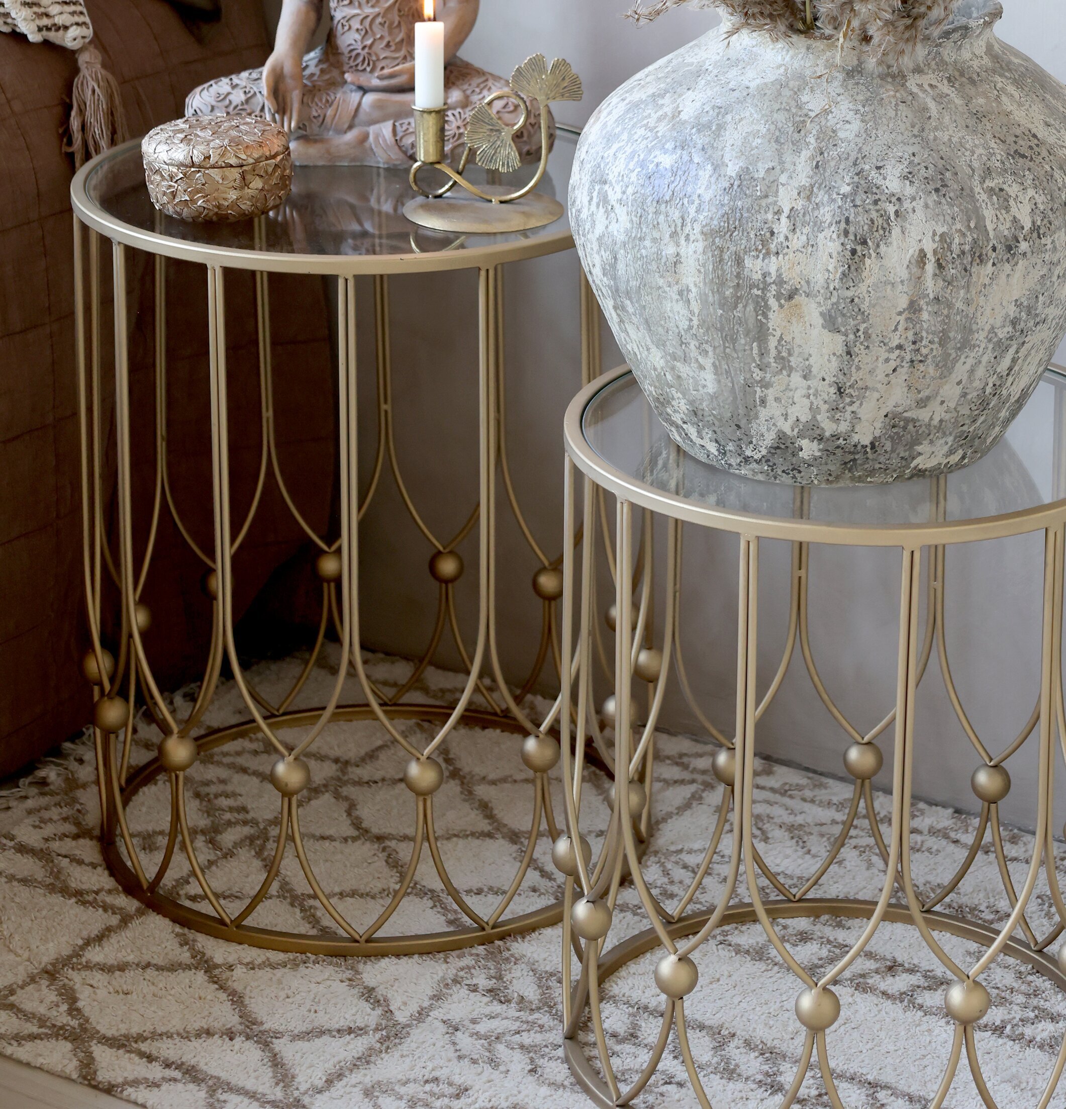 Sidobord Med Glasskiva Chic Antique Sideboards