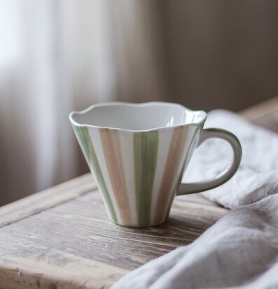 Bild av stilren mugg med hemtrevlig och harmonisk design