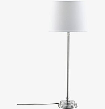 Bild av stilren bordslampa med vit skärm och kromfot