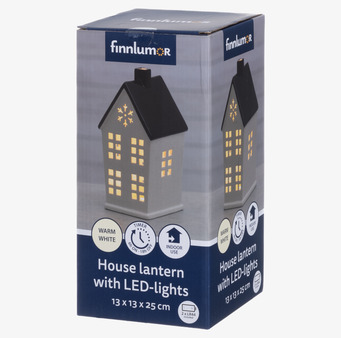 Foto av huslykta med LED-ljus och vinterdesign