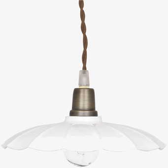 Taklampa Gustav Vit Strömshaga Lampor Taklampor Golvlampor Bordslampor LED-lampor Ledlampor Fönsterlampor Ljusslingor för dekoration