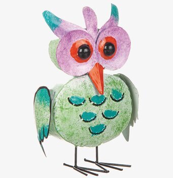 Bild av färgglad uggla i hamrad plåt med unik design