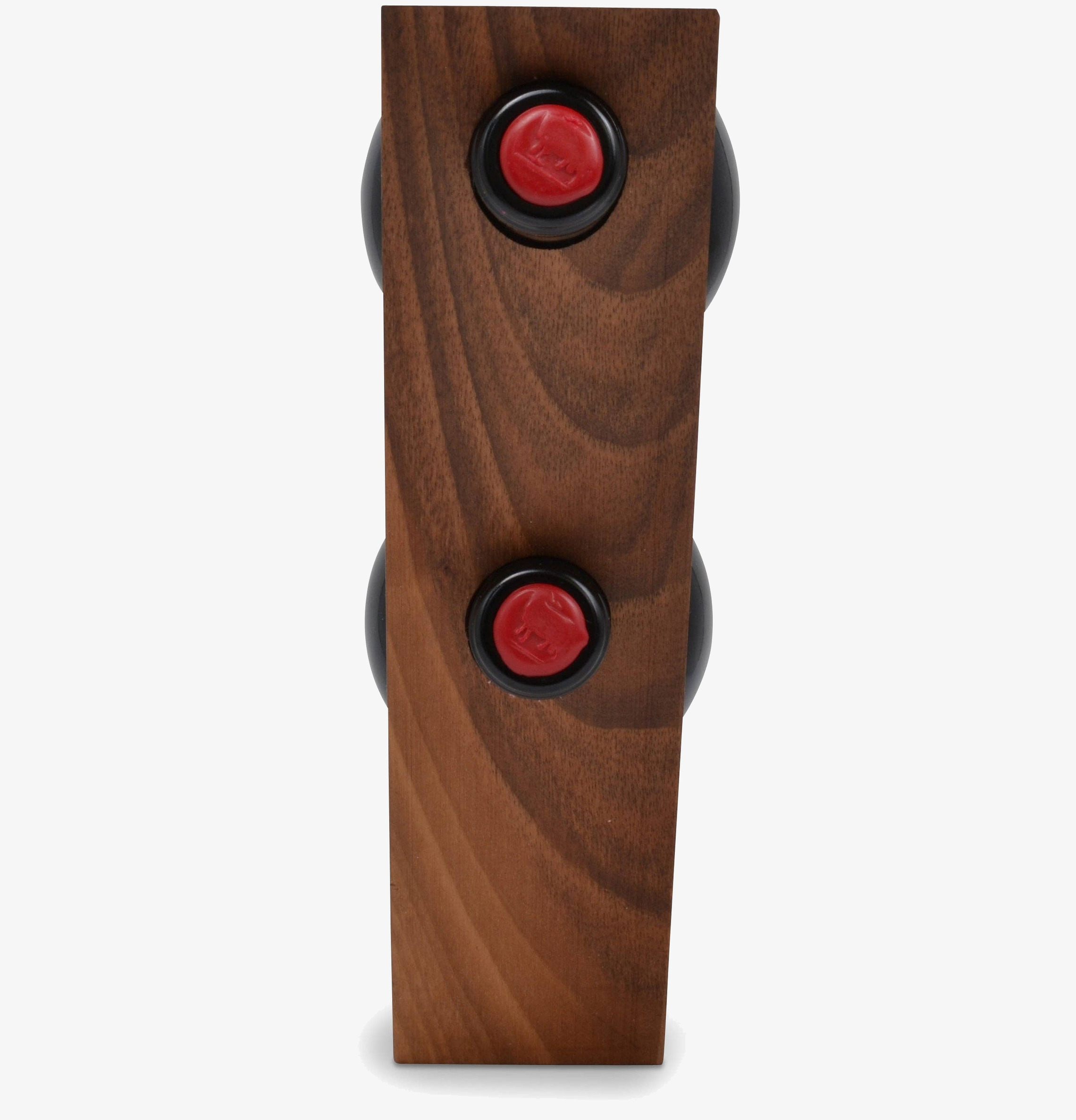 Bild av elegant vinflaskhållare i valnötsträ för hemmet