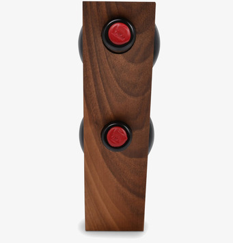 Bild av elegant vinflaskhållare i valnötsträ för hemmet