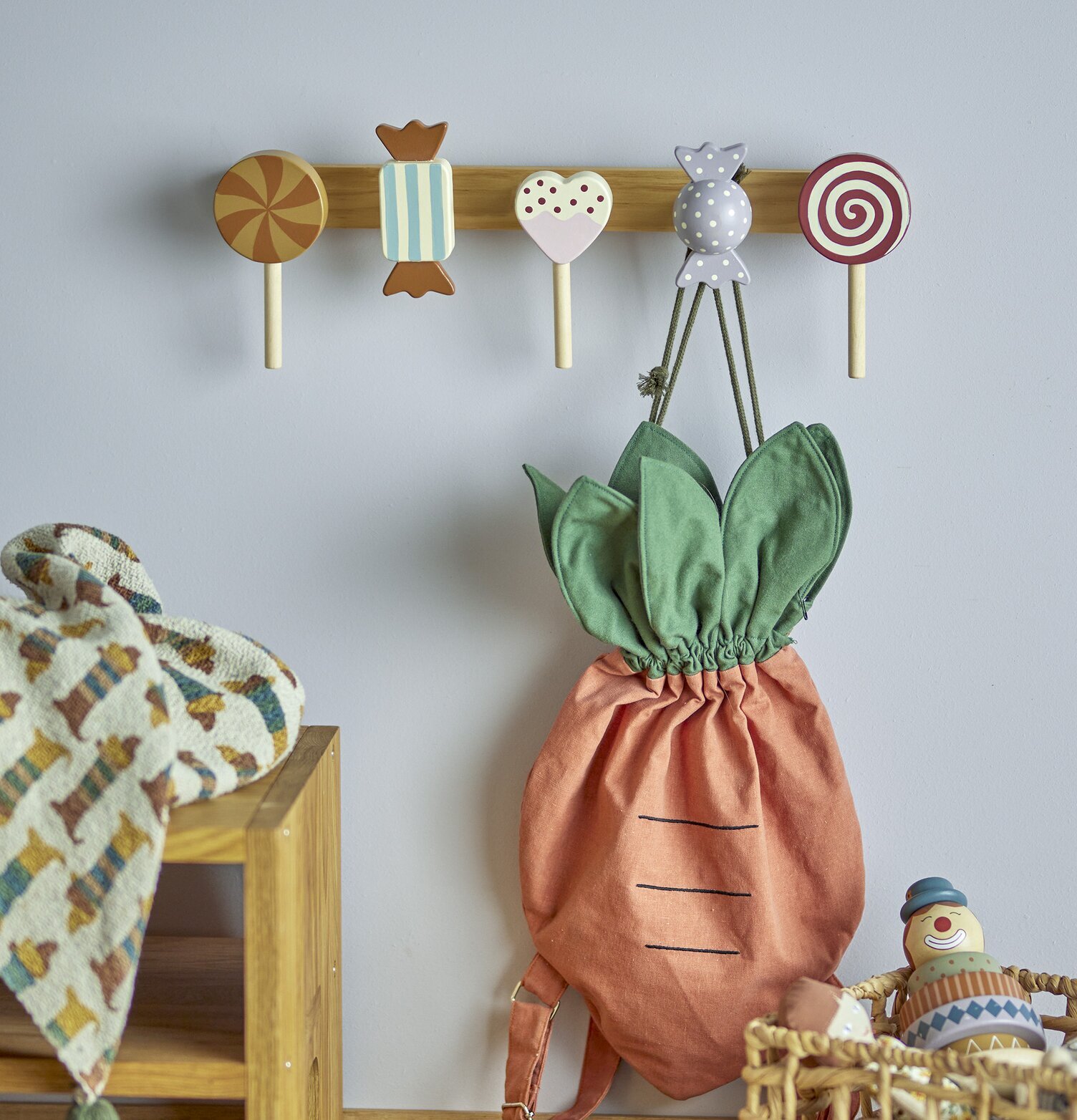 Vägghängare Bloomingville Rudy Knoppar Väggknoppar Klädhängare