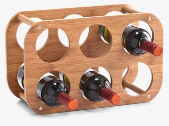 Bild av elegant och funktionellt vinställ i bambu