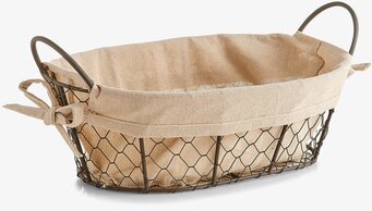 Bild av elegant brödkorg i metall och linne för köket