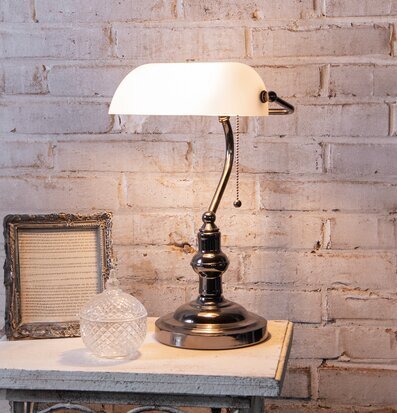 Skrivbordslampa Banker White Clayre & Eef Lampor Taklampor Golvlampor Bordslampor LED-lampor Ledlampor Fönsterlampor Ljusslingor för dekoration