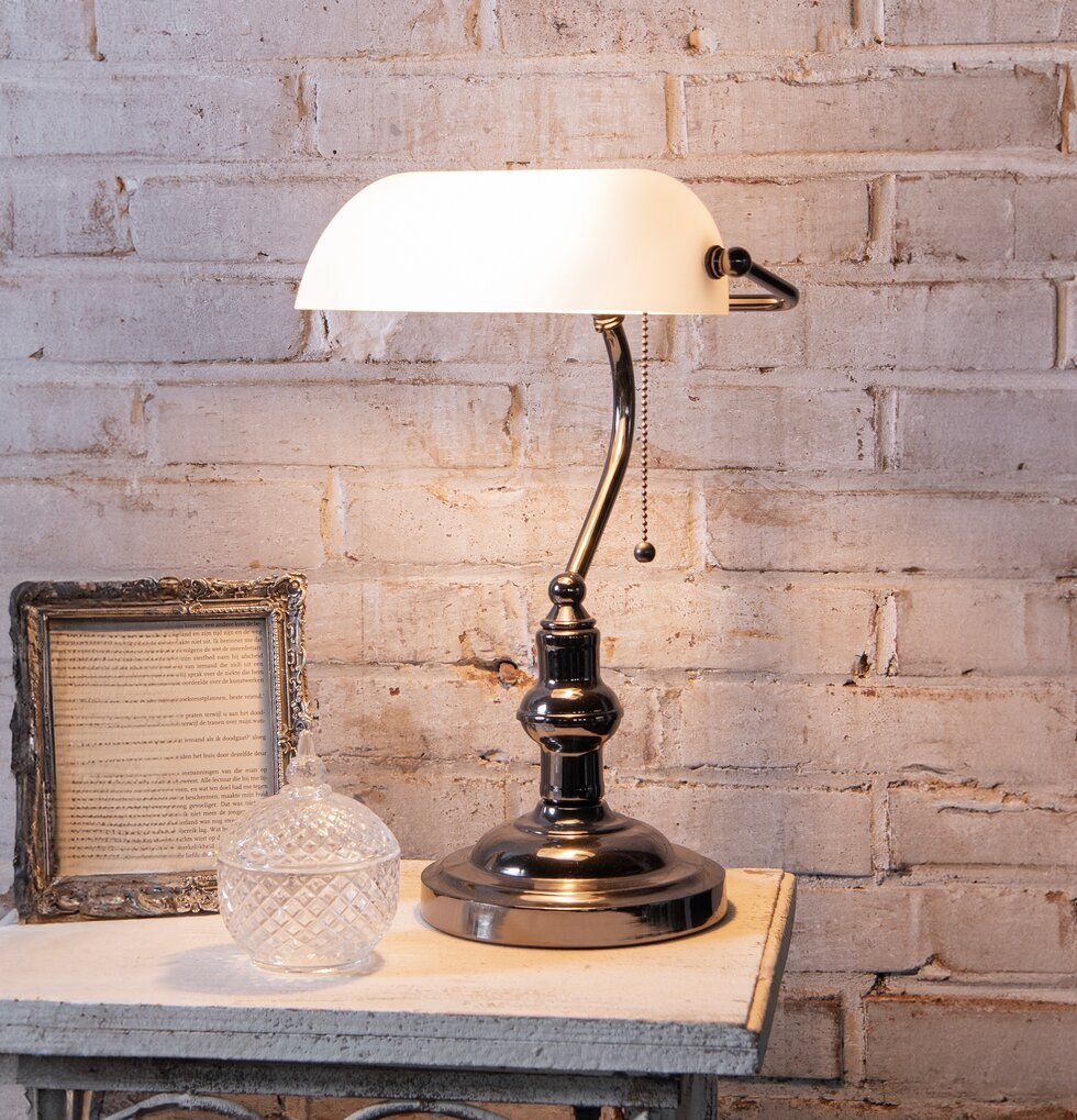 Skrivbordslampa Banker White Clayre & Eef Lampor Taklampor Golvlampor Bordslampor LED-lampor Ledlampor Fönsterlampor Ljusslingor för dekoration