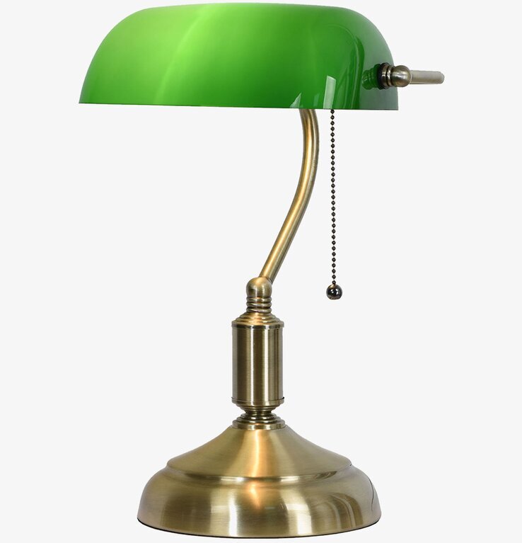 Bild av klassisk grön bankirlampa med mässingsdetaljer