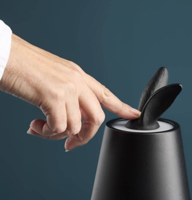 Bild av stilren bordslampa med unik och modern design