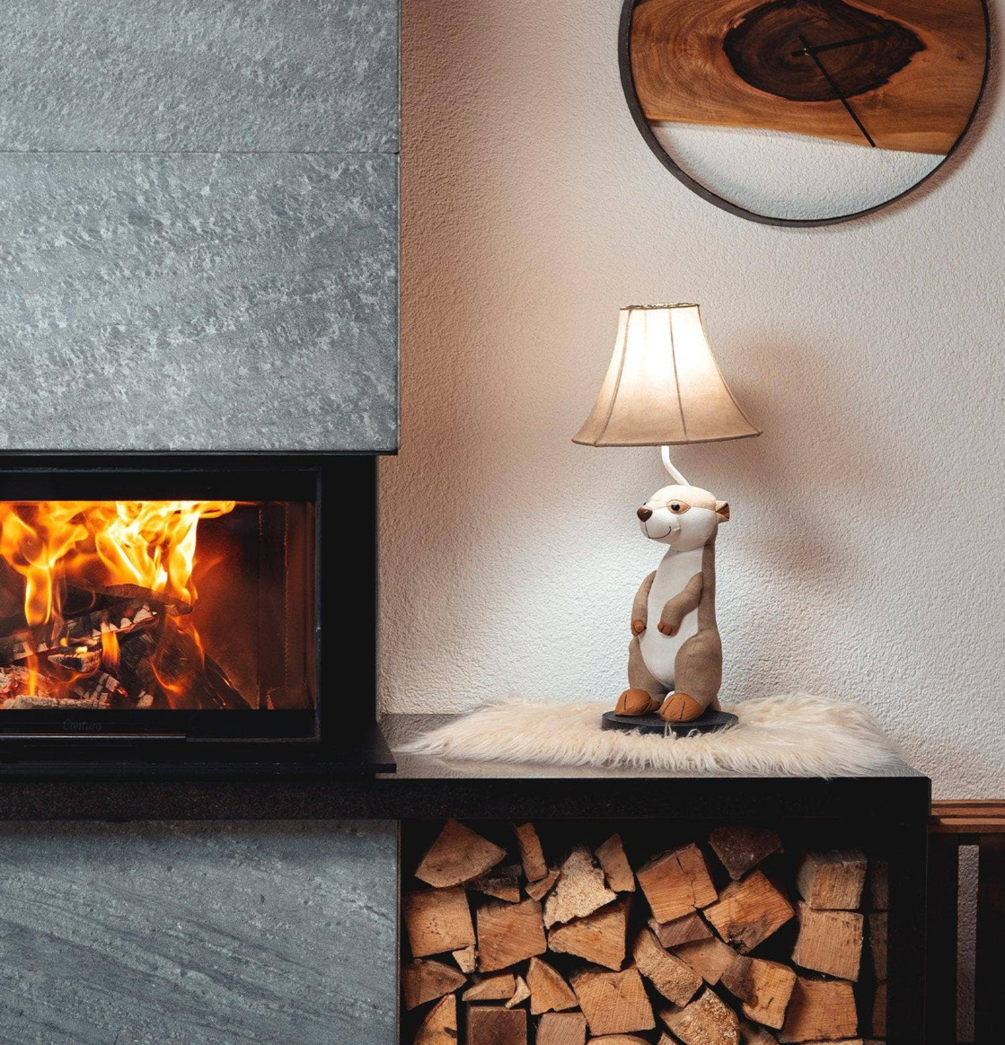 Bordslampa Eddie Surikat Happy Lamps Lampor Taklampor Golvlampor Bordslampor LED-lampor Ledlampor Fönsterlampor Ljusslingor för dekoration