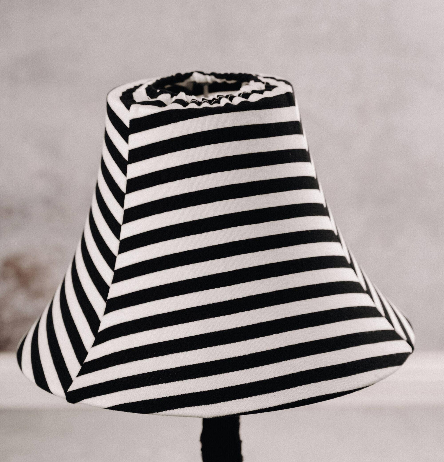 Golvlampa Luna Katt Happy Lamps Lampor Taklampor Golvlampor Bordslampor LED-lampor Ledlampor Fönsterlampor Ljusslingor för dekoration