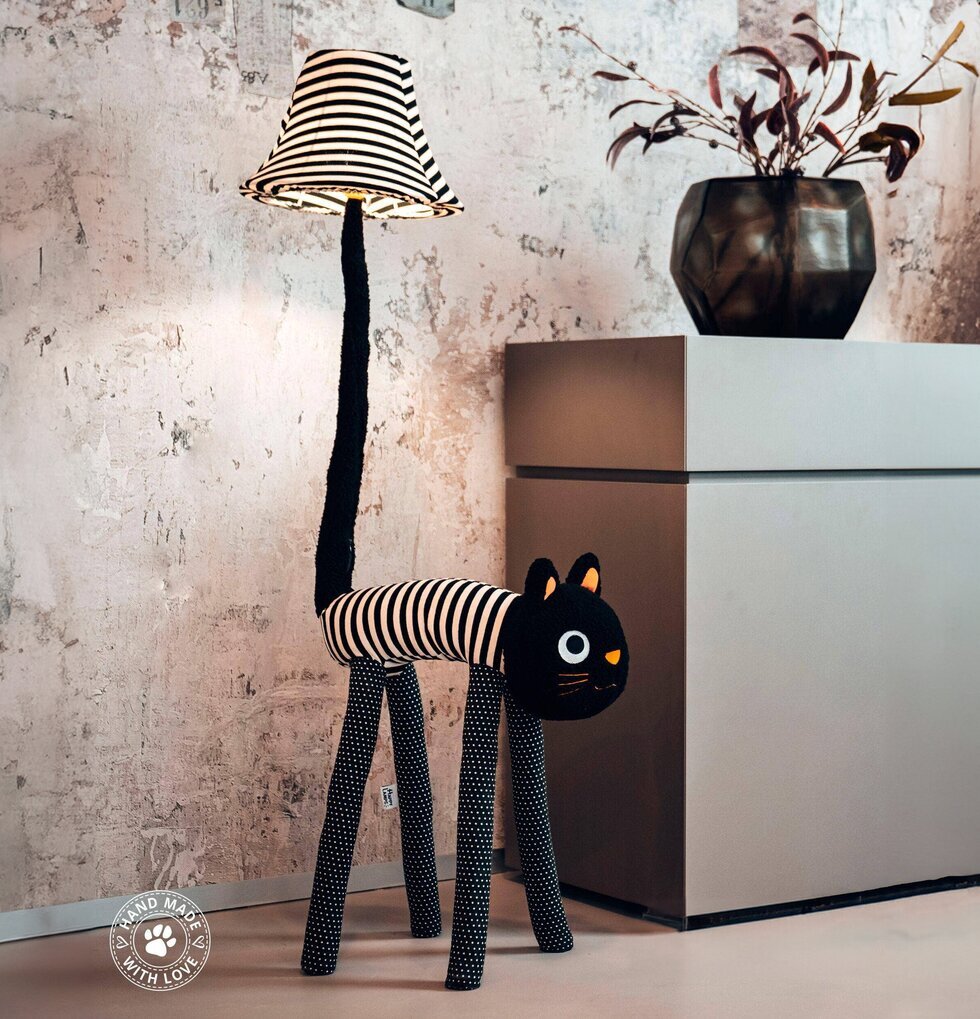 Golvlampa Luna Katt Happy Lamps Lampor Taklampor Golvlampor Bordslampor LED-lampor Ledlampor Fönsterlampor Ljusslingor för dekoration