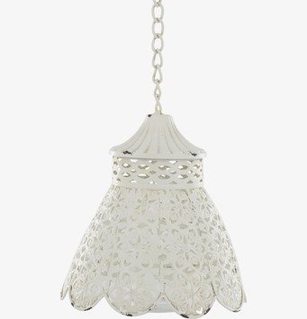 Bild av hängande ljusampel i vintage stil och krämfärg