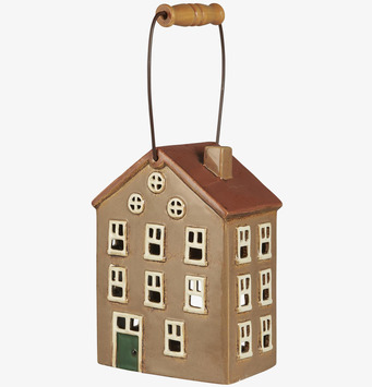 Foto av en charmig ljuslykta i skandinavisk design