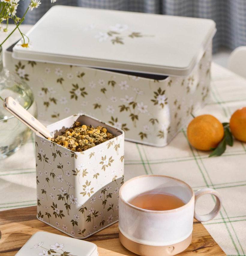 Plåtburk Anemon Offwhite IB Laursen Plåtburkar Metallburkar