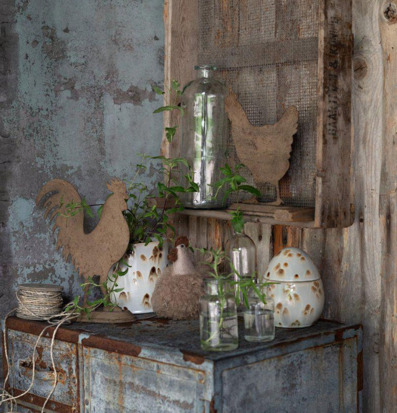 Bild av charmig och rustik påskdekoration i lantlig stil