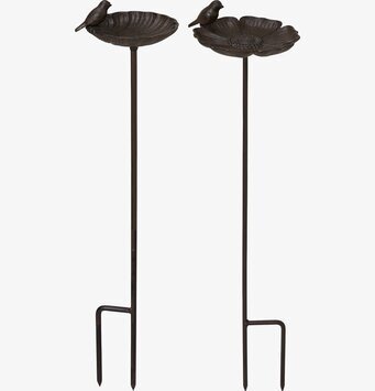 Bild av dekorativa fågelbad i blad- och blomdesign