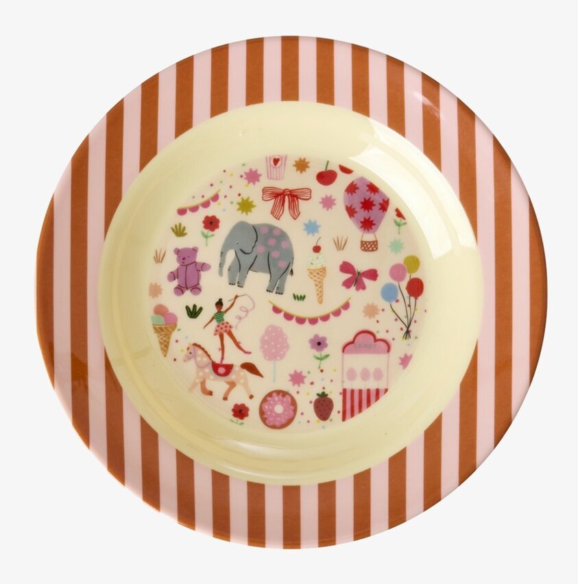Barntallrik Djup - Fun Fair Print Pink Rice Tallrikar Djupa tallrikar (ej skål) Desserttallrikar Assietter Barntallrikar