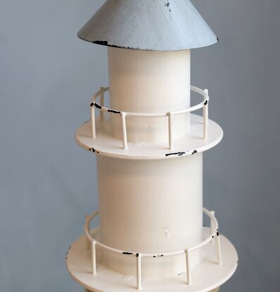 Bild av estetiskt tilltalande fyrmodell med LED-ljus