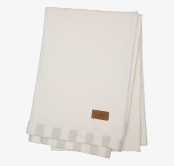 Pläd ERNST Offwhite från Ernst i neutral och stilren design