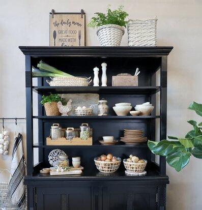 Bild av harmoniskt inredd hörna med hemtrevlig känsla