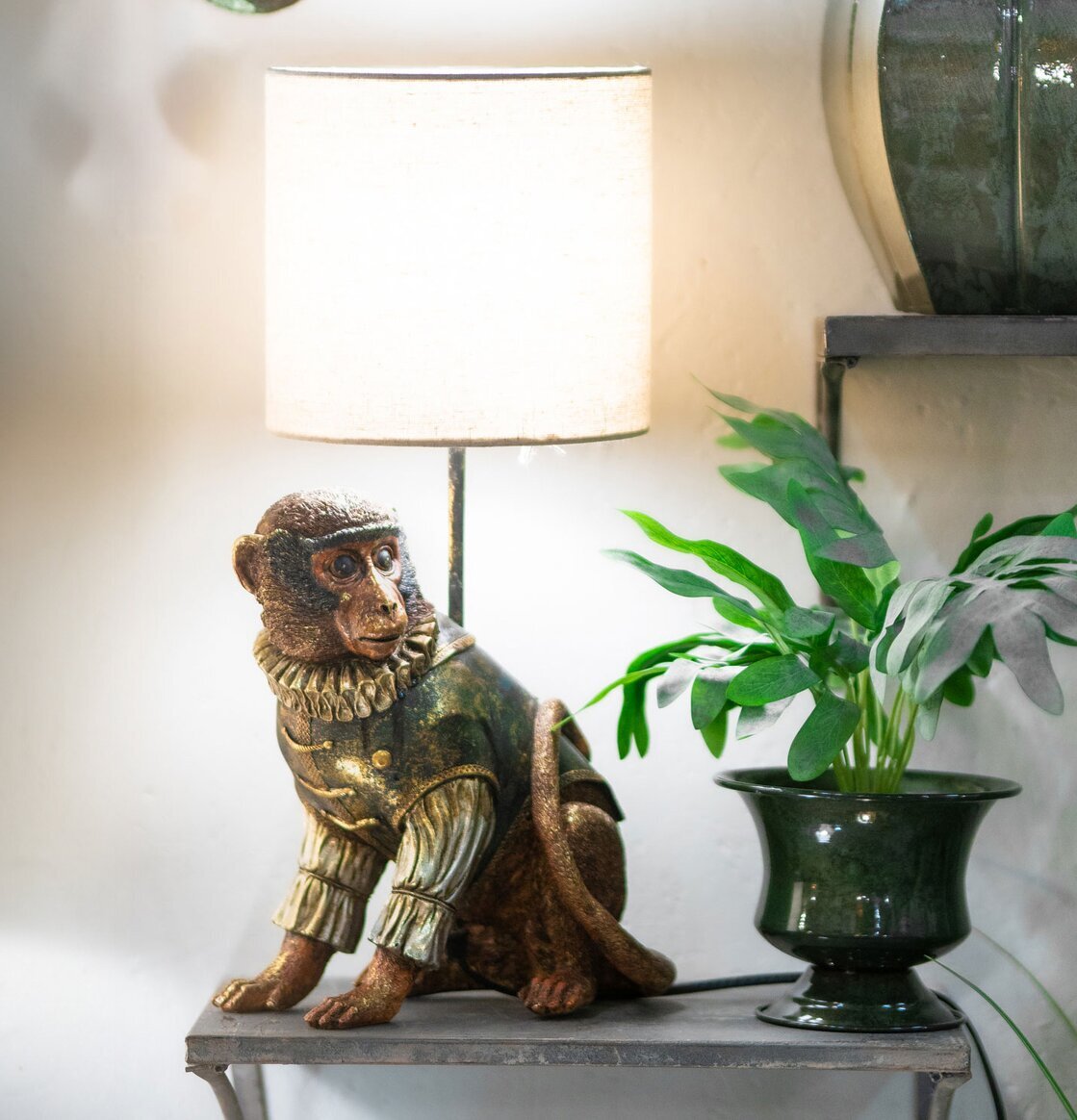 Lampfot Apa Herr Nilsson Poly A Lot Decoration Lampor Taklampor Golvlampor Bordslampor LED-lampor Ledlampor Fönsterlampor Ljusslingor