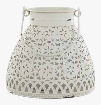 Bild av ljuslykta med vintage design och intrikata detaljer