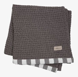 Badlakan Våfflat Grå från Ernst med våfflad struktur