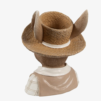 Bild av dekorativ kaninfigurin med hatt och väst