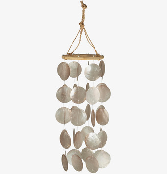 Bild av elegant vindspel med unik design och konstruktion