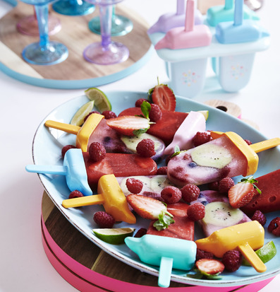 IceCream Maker från Rice med färgglada isglassar och frukt