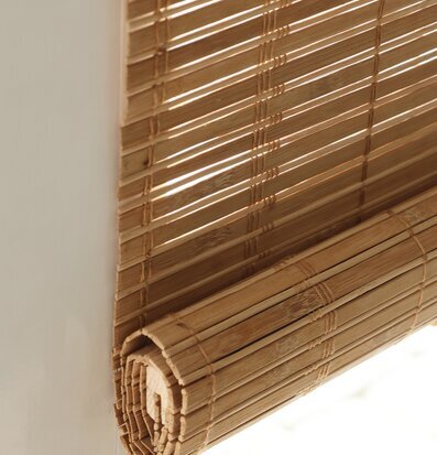 Bild av bambu rullgardin med naturlig och stilfull design