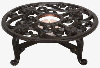 Bild av elegant grytunderlägg i järn med dekorativ design