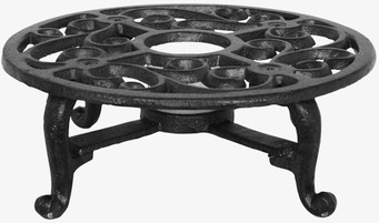 Bild av robust och stilfullt grytunderlägg i järn