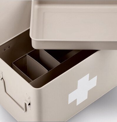 Bild av stilren och praktisk plåtburk för medicinförvaring