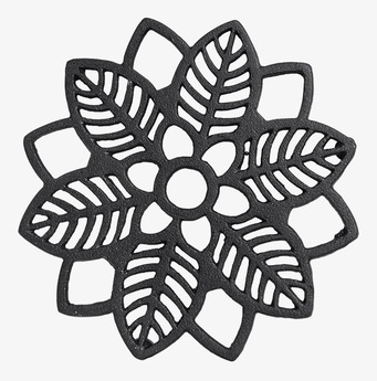 Bild av ett elegant grytunderlägg i järn med blommönster