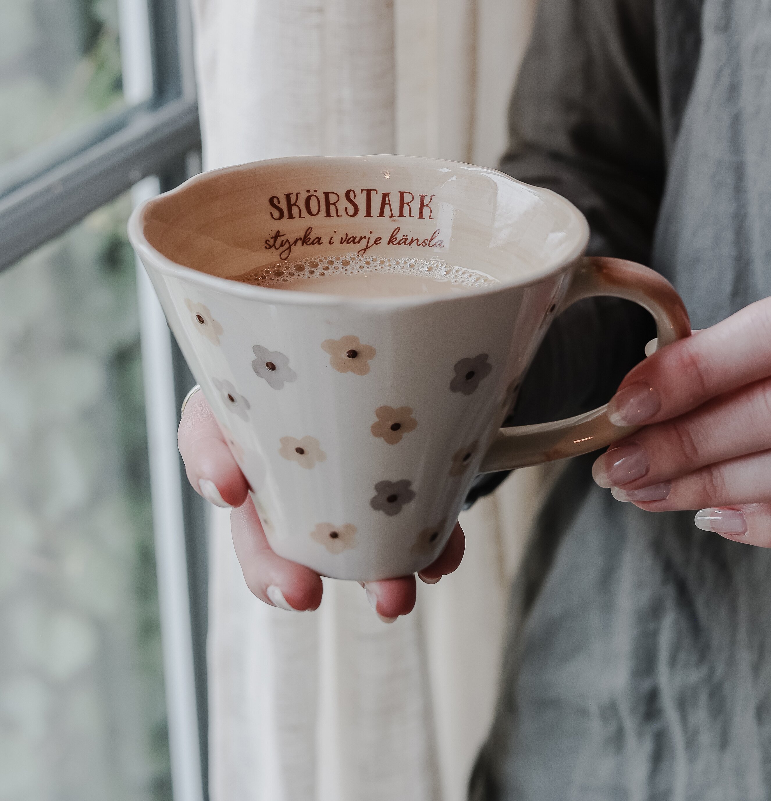 Mugg Skörstark styrka i varje känsla - Majas Cottage Muggar/koppar porslin, keramik, papper eller biologiskt material