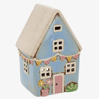 Bild av charmig ljuslykta som skapar hemtrevnad