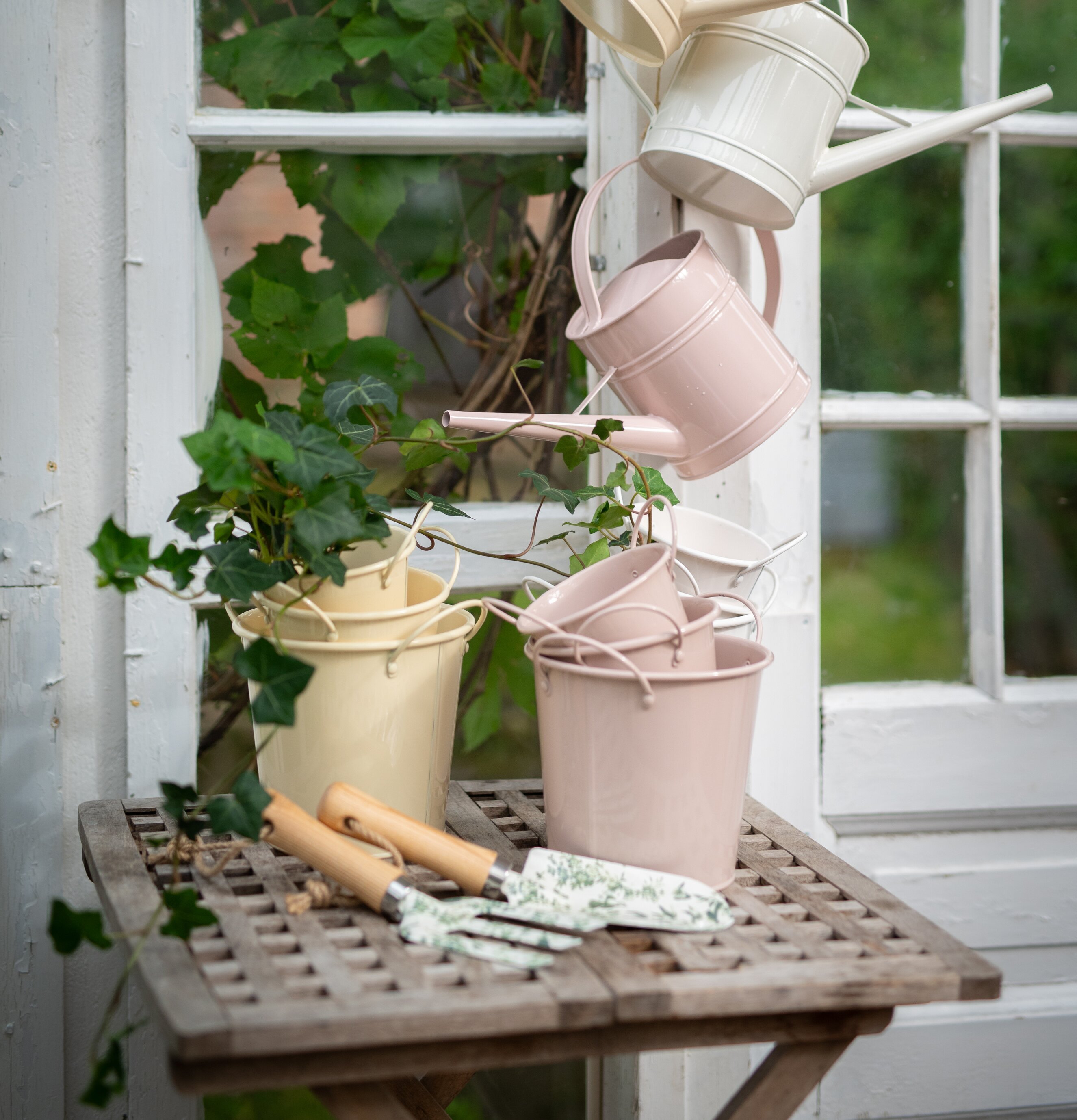 Kruka Alina Gul Rosa Wikholm Form Krukor Örtkrukor Glaskrukor