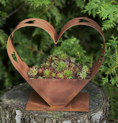 Bild av rustik hjärtdekoration i harmoni med naturen